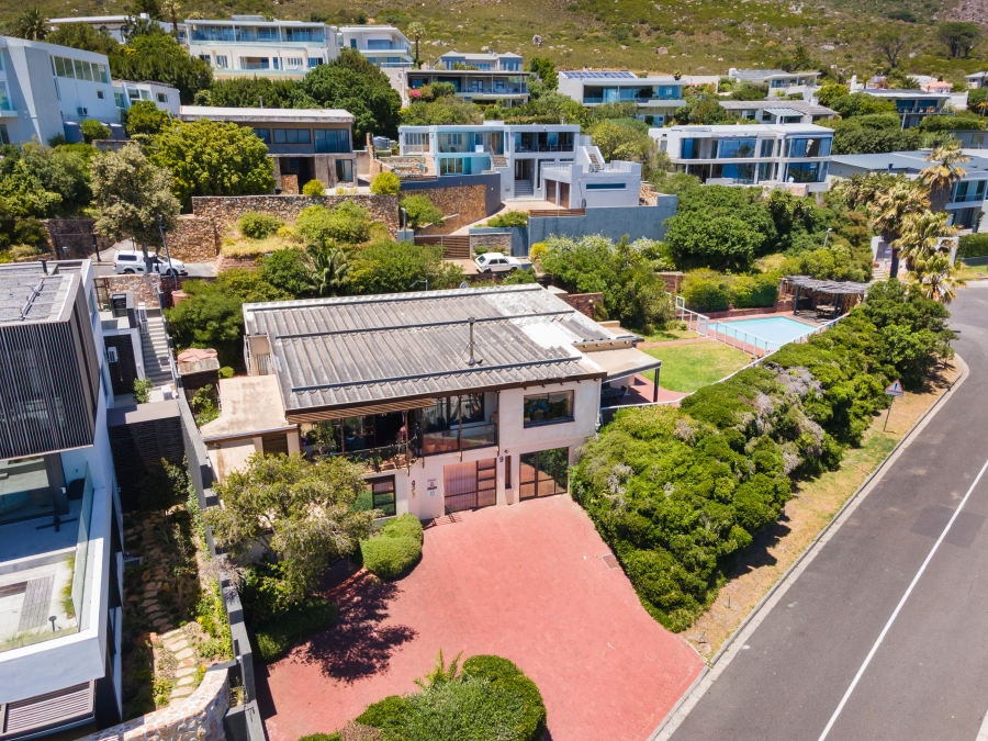 4 Bedroom Property for Sale in Camps Bay Western Cape